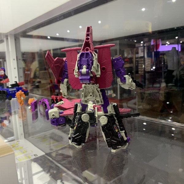 SDCC 2019 Hasbro Booth Photos Reveals Siege Ratbat, Micromaster Battle Squad, Astrotrain Base And More  (8 of 12)